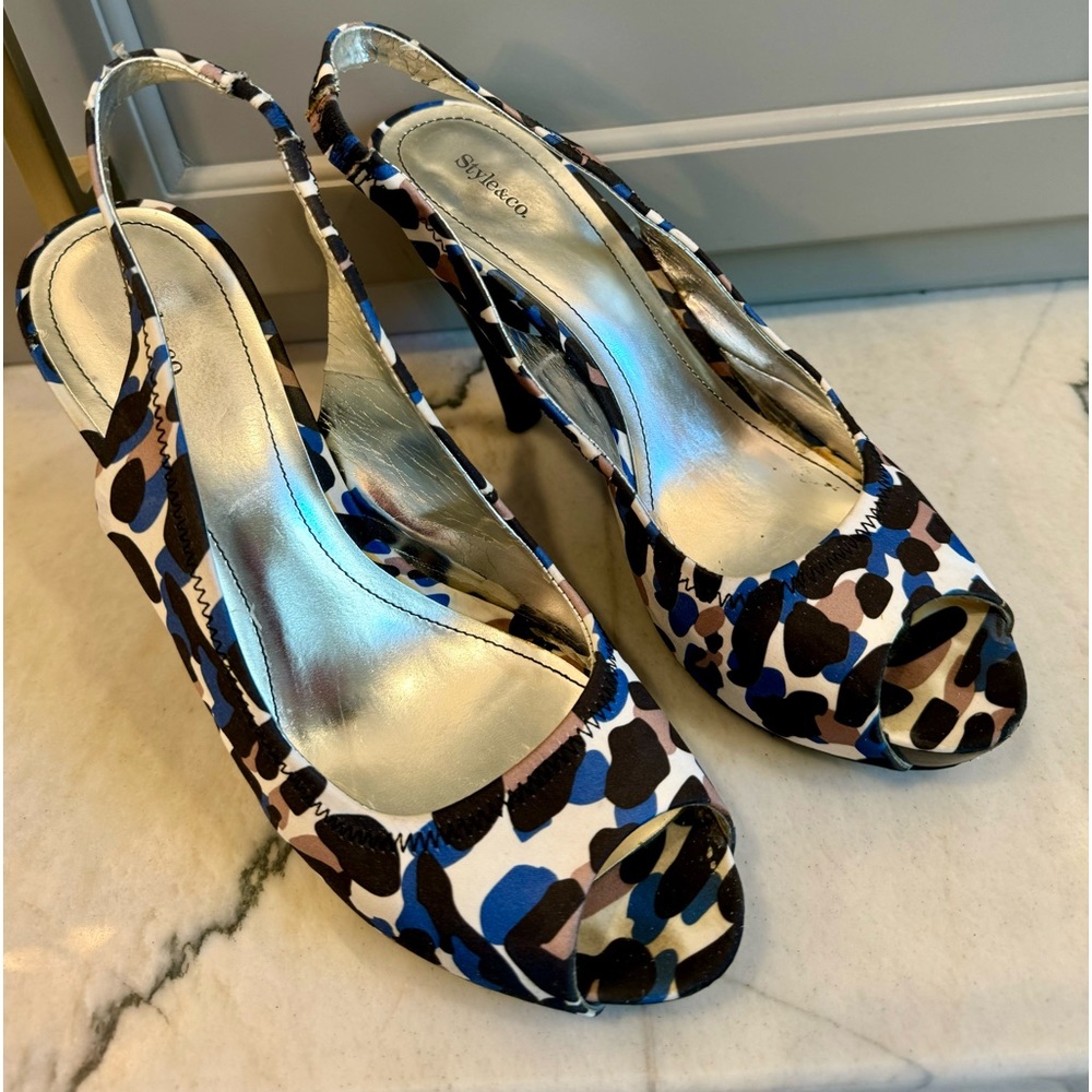 Style&Co size 9 blue and black leopard platform sling backs